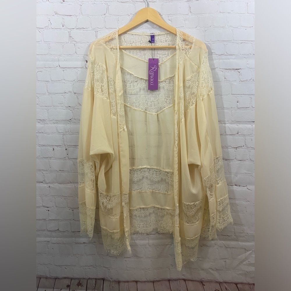 Romacci Delicate & Light Weight Beige Raw Hem Lace Bell Sleeve Kimono Size M